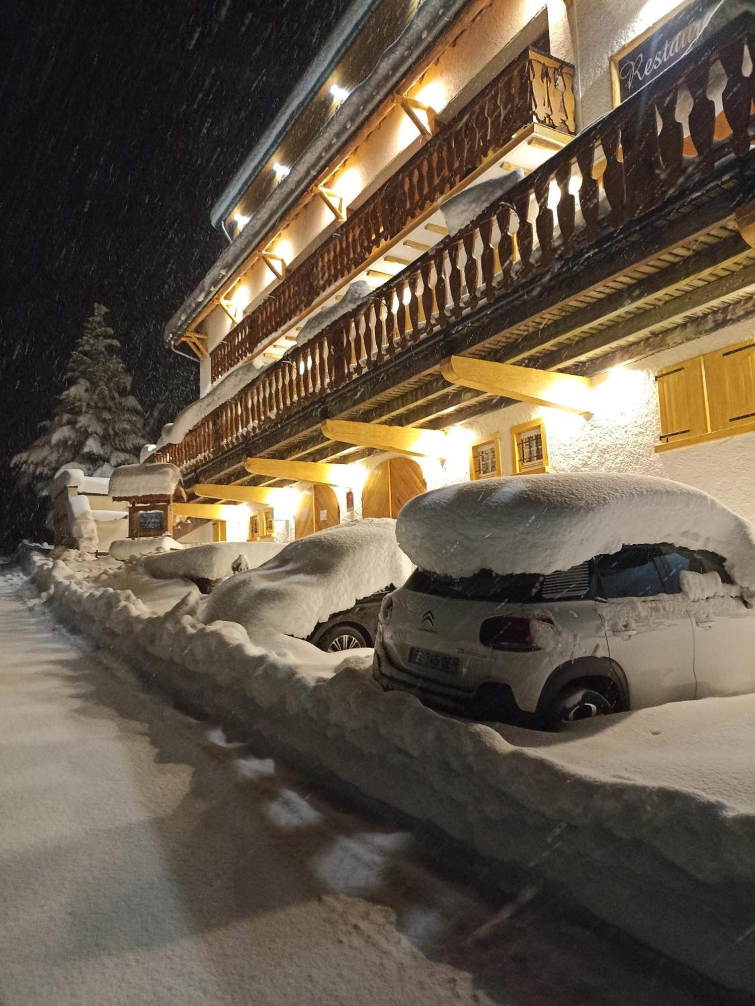 La Sapiniere Hotel Saint-Lary-Soulan Exterior foto